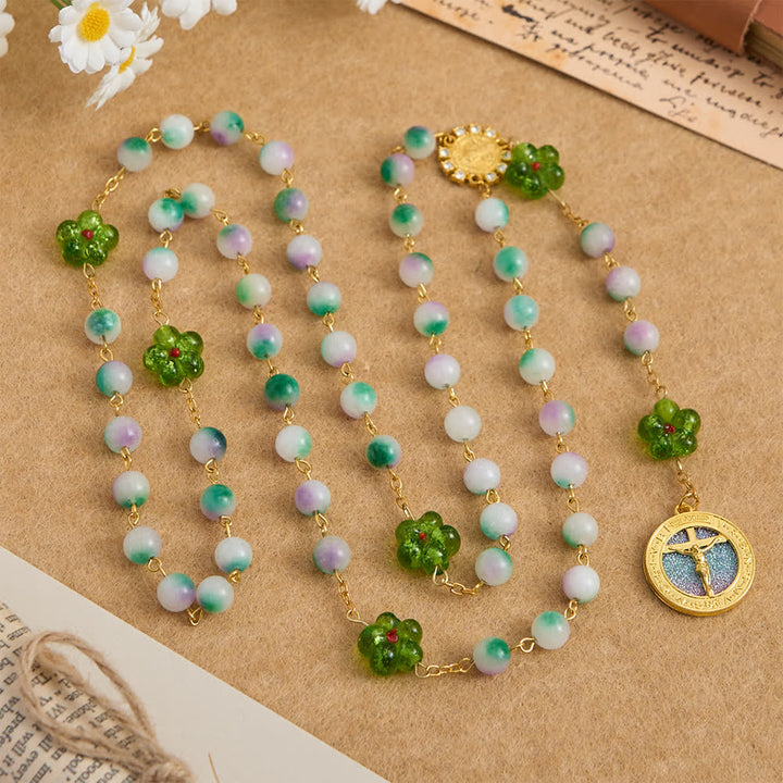 Christianartworkshop Chapelet de Saint Benoît en perles de calcédoine violette avec fleur verte et crucifix étincelant - image 3