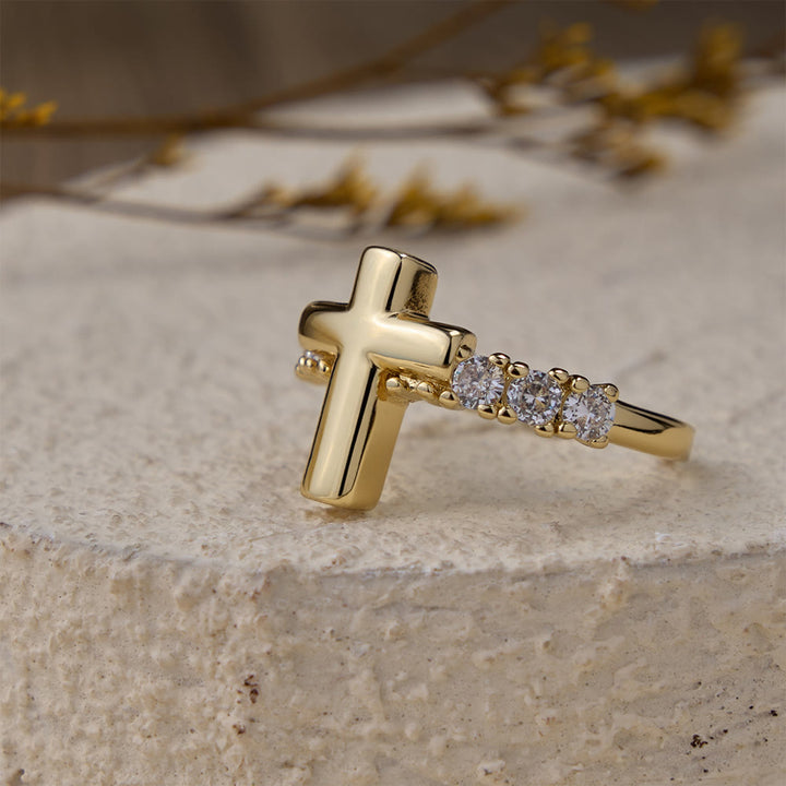 Christianartworkshop Bague ajustable Notre-Dame et Croix en zircon : Symboles de la grâce mariale et de l'amour rédempteur - Croix (Convient aux tailles américaines 6 à 8) - image 4