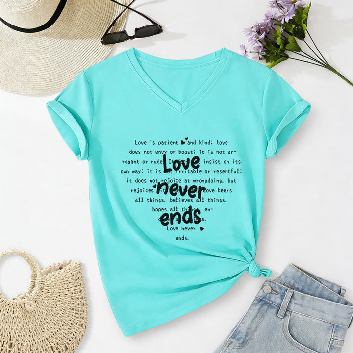 Christianartworkshop T-shirt décontracté à col en V avec verset biblique « L’amour ne finit jamais » - Bleu ciel - 2XL - image 8