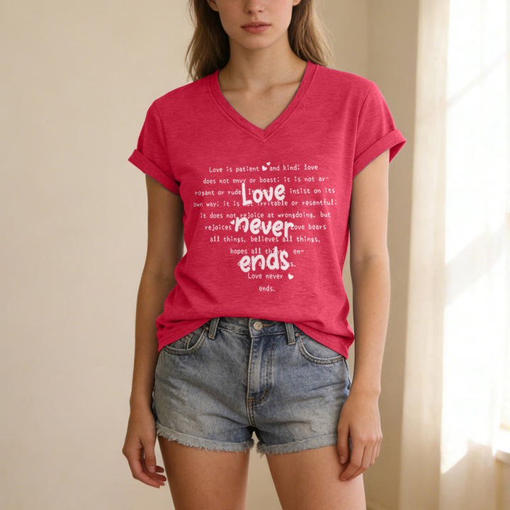 Christianartworkshop T-shirt décontracté à col en V avec verset biblique « L’amour ne finit jamais » - image 23