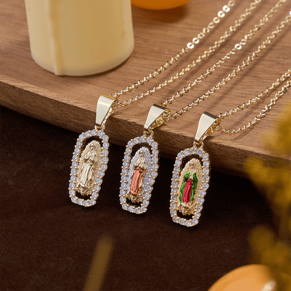 Christianartworkshop Collier Vierge Marie de Guadalupe en robe tricolore : un rappel de l’intercession et de la dévotion célestes - image 0