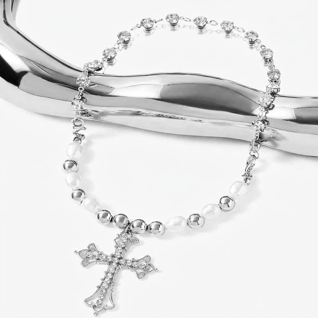 Collier croix gothique en perles baroques et zircon de Christianartworkshop : un symbole de foi et de dévotion romantique - image 10