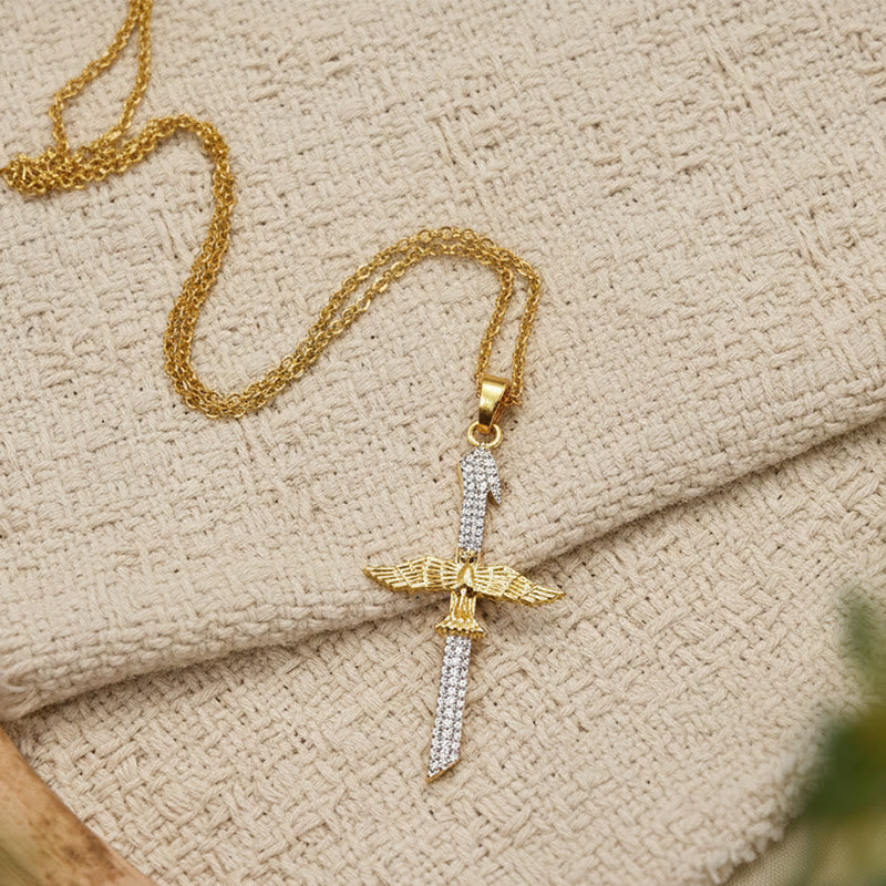 Christianartworkshop Collier croix épée en zircon étincelant avec ailes de colombe : un symbole de protection divine - image 5