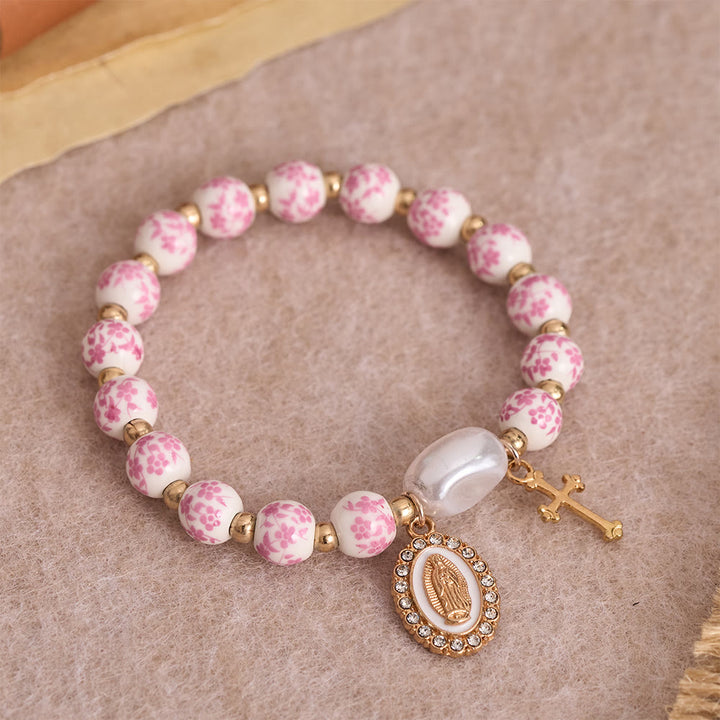 Christianartworkshop Bracelet de perles en céramique à motif floral bleu et rose avec une grande perle blanche : un rappel de la grâce divine - Bleu - image 0