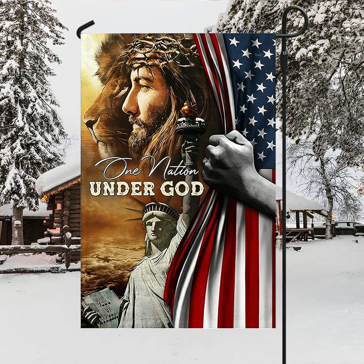Christianartworkshop Drapeau de jardin « Une nation sous Dieu » avec le lion de Jésus et la liberté : un symbole de foi et de patriotisme - image 4