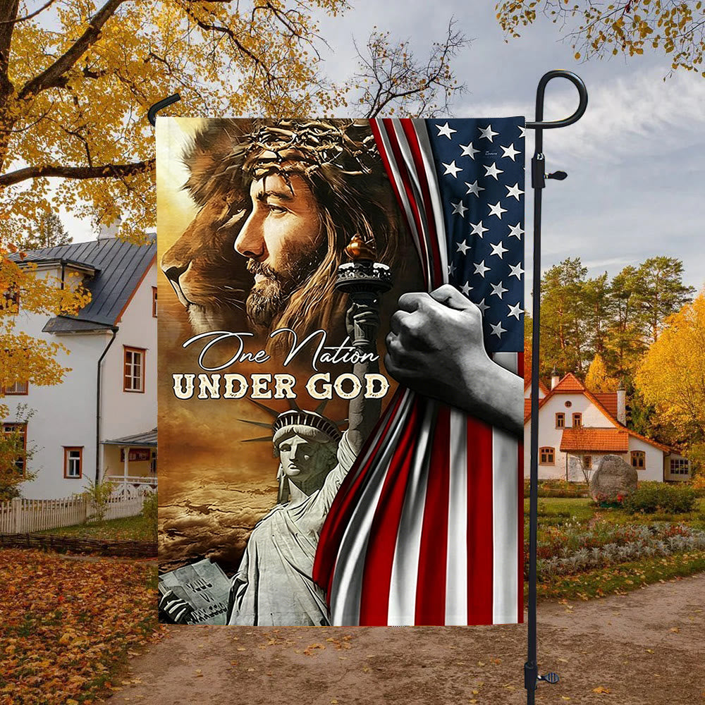 Christianartworkshop Drapeau de jardin « Une nation sous Dieu » avec le lion de Jésus et la liberté : un symbole de foi et de patriotisme - 90×150cm (3×5 pi) - image 0