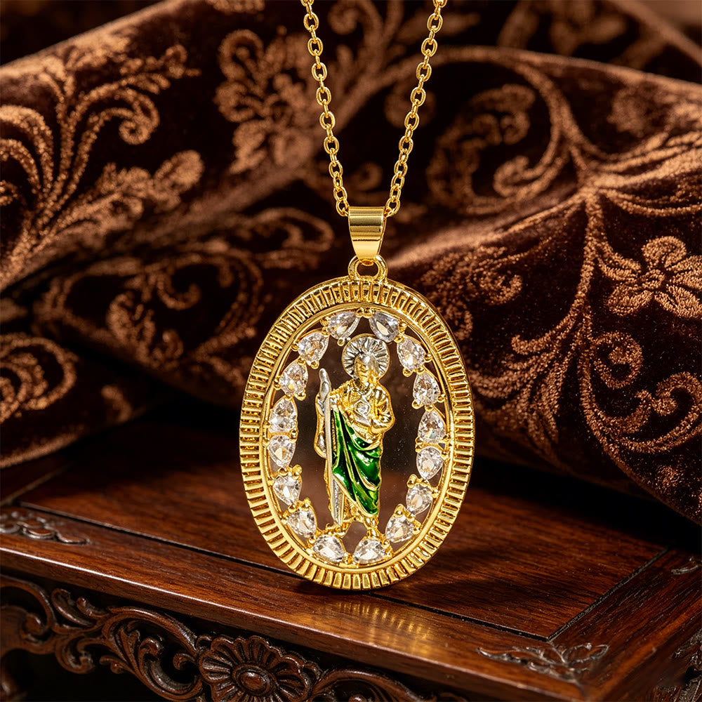 Collier pendentif Saint Jude en émail avec halo de zircon, créé par Christianartworkshop : un symbole d’espoir et de protection divine. - image 6