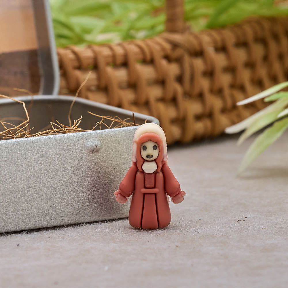 Christianartworkshop Crèche miniature avec boîte en métal portable : un symbole de l'histoire de Noël - image 2