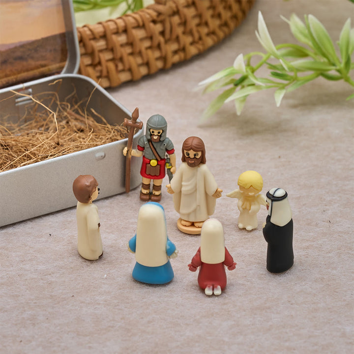 Christianartworkshop Crèche miniature avec boîte en métal portable : un symbole de l'histoire de Noël - Boîte à figurines miniatures - image 0