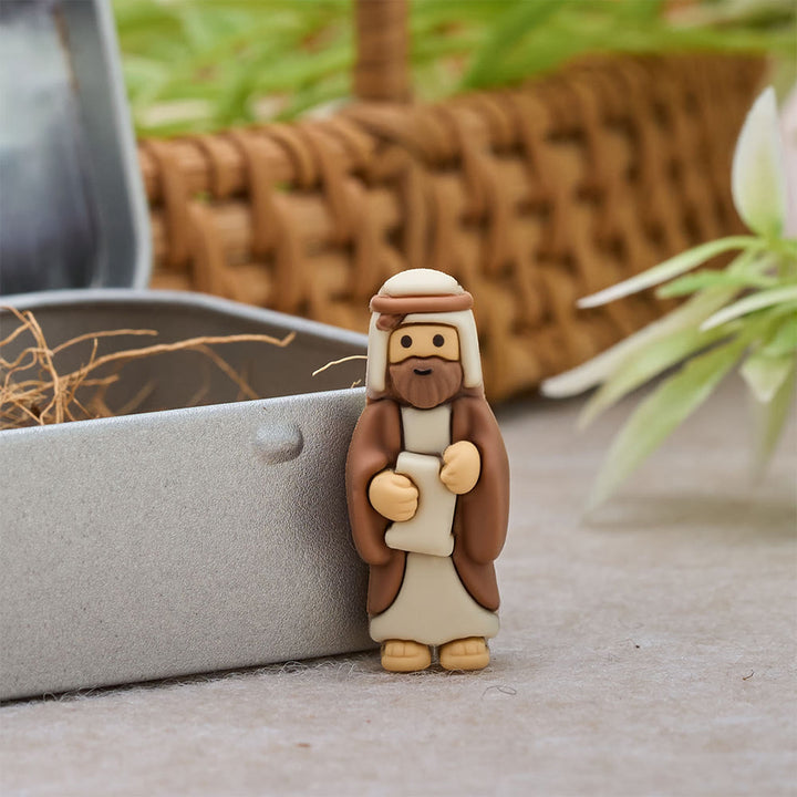 Christianartworkshop Coffret de mini-figurines représentant la scène de la crucifixion du Vendredi saint, avec boîte en métal portable : un symbole de sacrifice - image 2