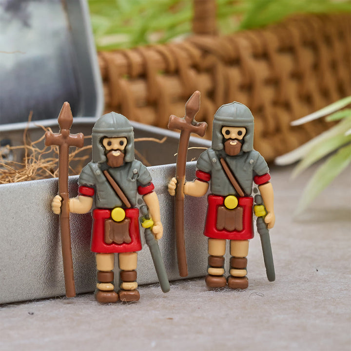 Christianartworkshop Coffret de mini-figurines représentant la scène de la crucifixion du Vendredi saint, avec boîte en métal portable : un symbole de sacrifice - image 5