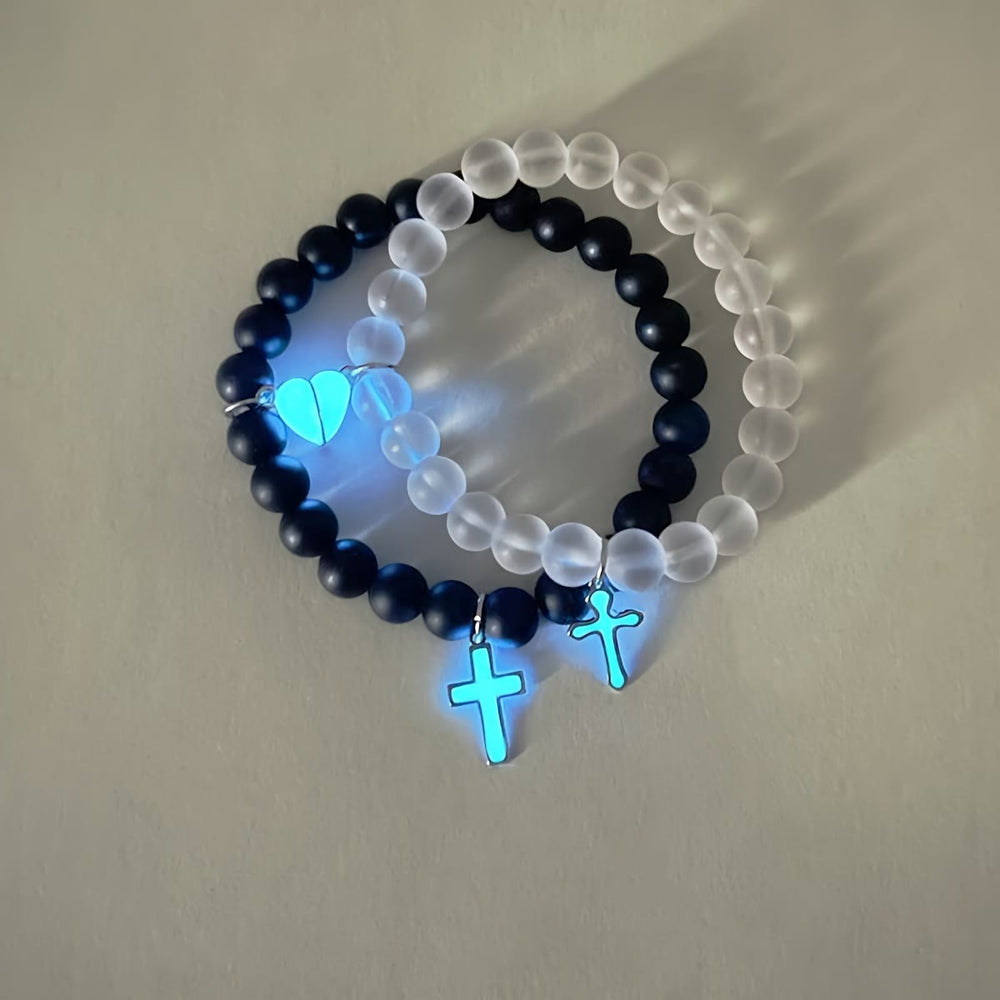 Christianartworkshop Bracelets à perles assorties avec croix lumineuse et fermoir magnétique en forme de cœur : un symbole de foi unie et d’amour partagé - image 1