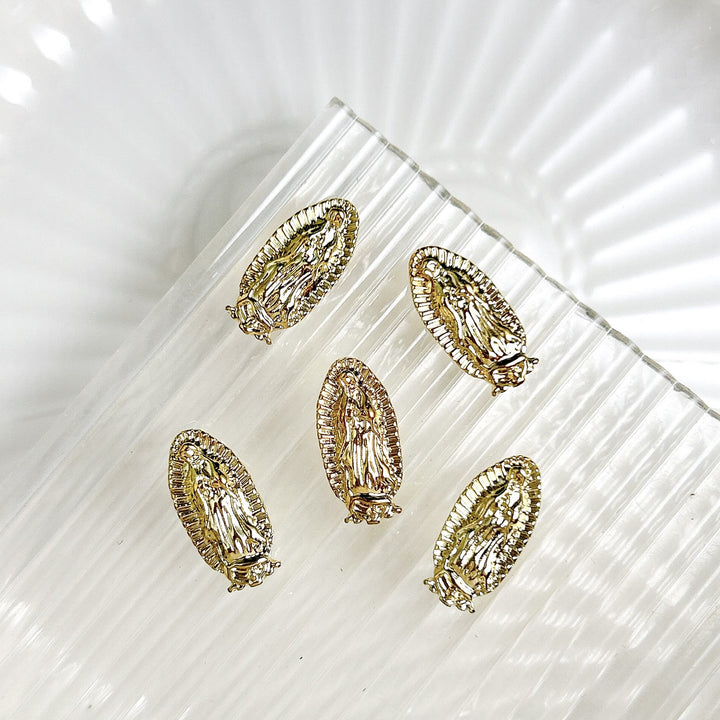 Christianartworkshop Breloques pour ongles en émail Notre-Dame de Guadalupe : Marchez sur le chemin du style sacré - Doré (Paquet de 10 pièces) - image 2