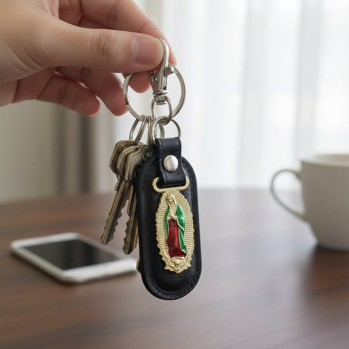 Christianartworkshop Porte-clés dévotionnel Notre-Dame de Guadalupe : Emblème de la grâce mariale et de la protection spirituelle - image 2