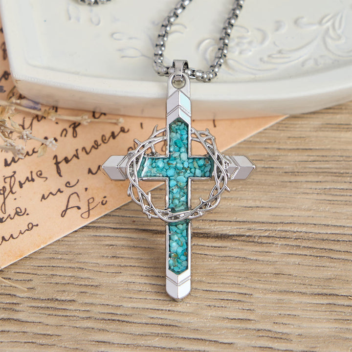 Collier pendentif croix incrustée et enveloppée d'épines de Christianartworkshop : un symbole de l'amour sacrificiel du Christ - image 9