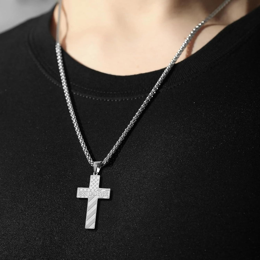 Christianartworkshop Collier Croix Patriotique « Tu seras toujours mon héros » : Un cadeau sentimental pour papa de la part d'un fils, d'une fille et d'un frère, symbole des liens familiaux et de la foi. - image 3