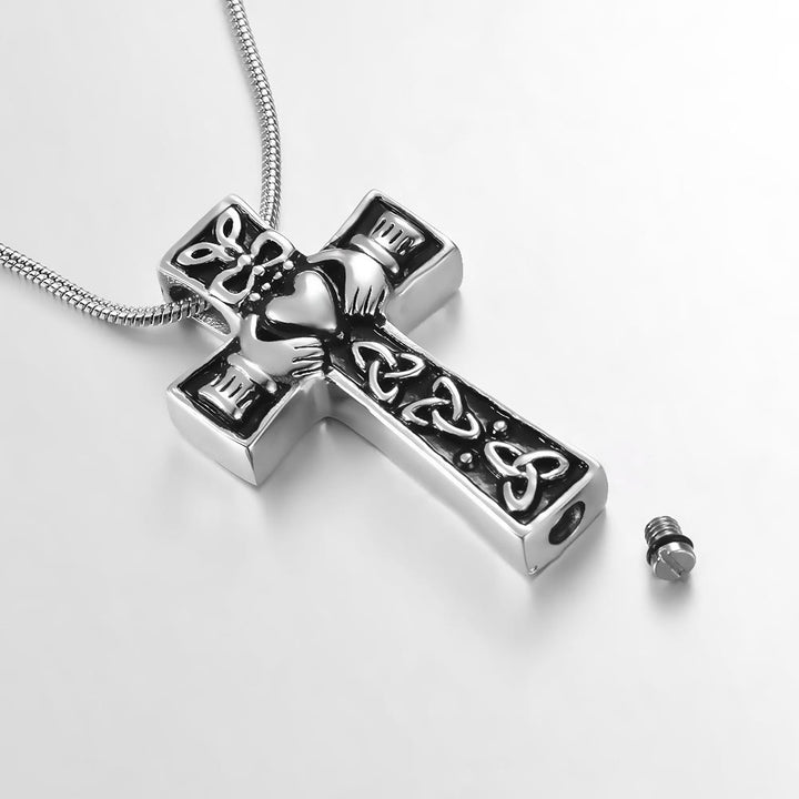 Christianartworkshop Collier croix chrétienne à nœud celtique Claddagh : emblème de l’amour divin et de la fidélité - image 1