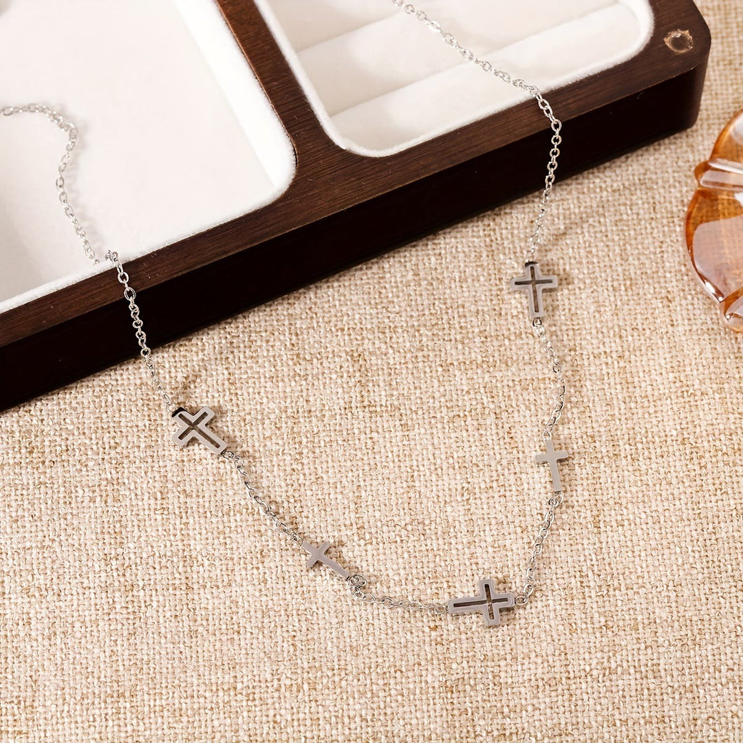 Christianartworkshop Collier délicat avec croix ouverte et chaîne de station : un témoignage de douce dévotion et de grâce chrétienne éternelle - Argent - image 2