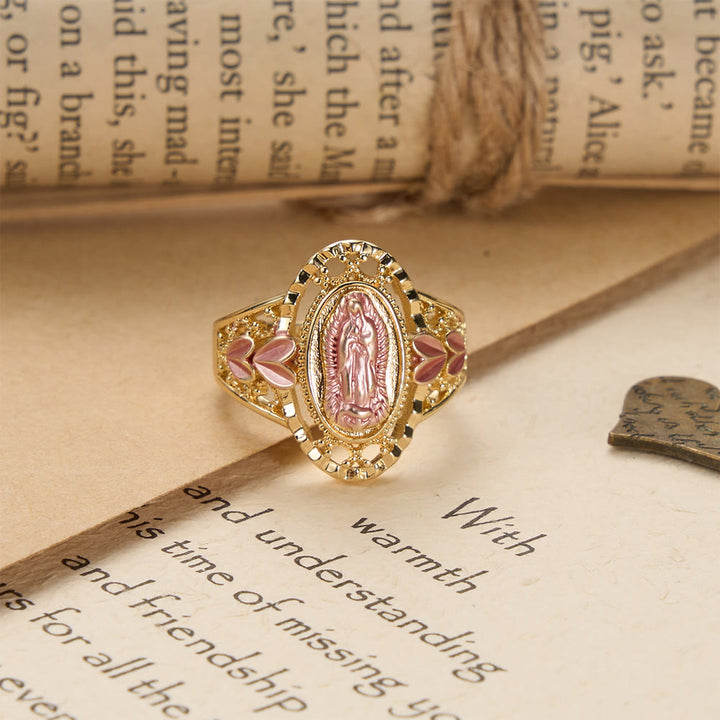 Christianartworkshop Bague de dévotion émaillée Notre-Dame de Guadalupe ornée de motifs floraux : symbole de la grâce mariale et de la protection divine - image 2