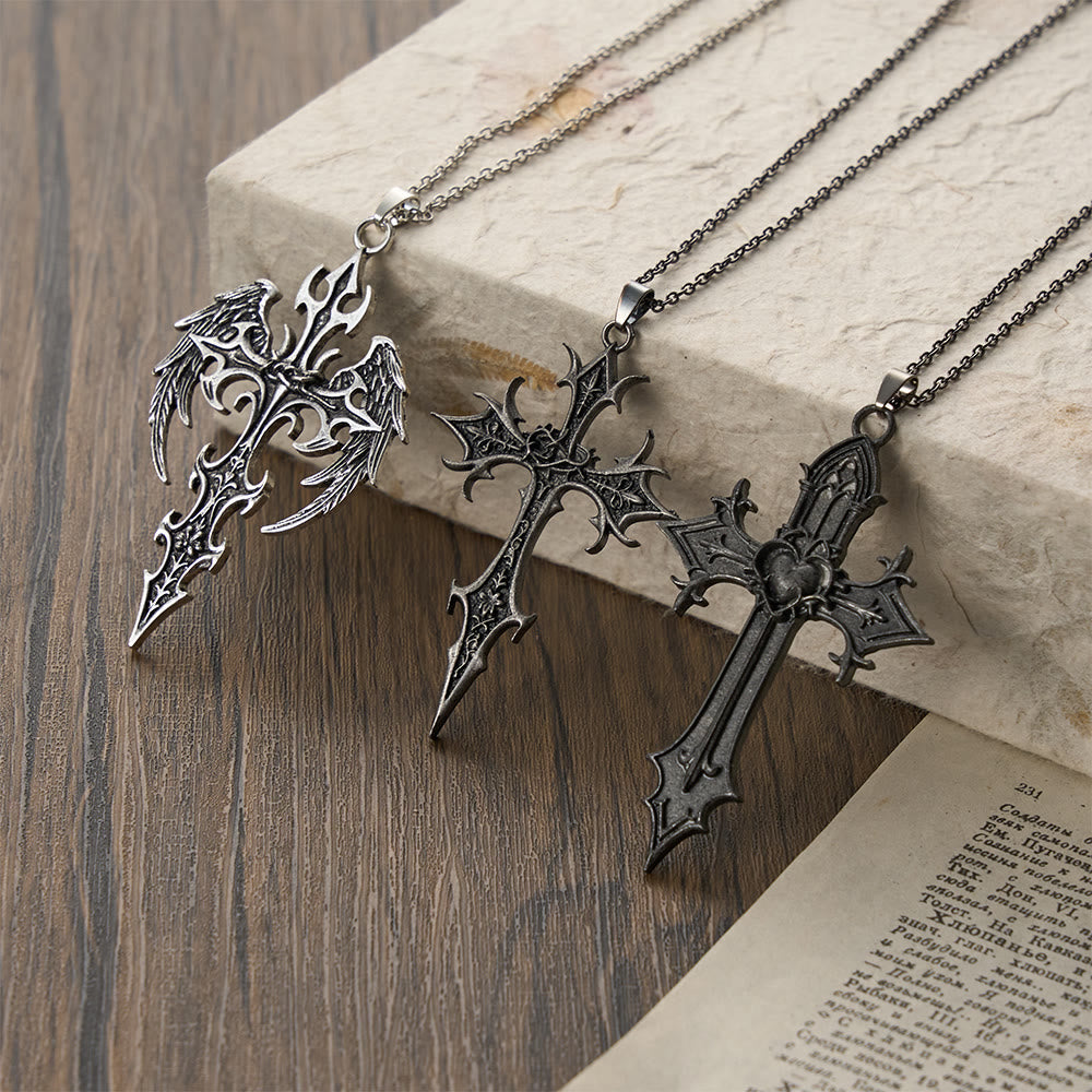 Collier pendentif croix gothique Couronne d'épines de Christianartworkshop : emblème du sacrifice et de la rédemption du Christ - image 1