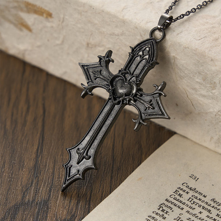 Collier pendentif croix gothique Couronne d'épines de Christianartworkshop : emblème du sacrifice et de la rédemption du Christ - Croix du cœur - image 4