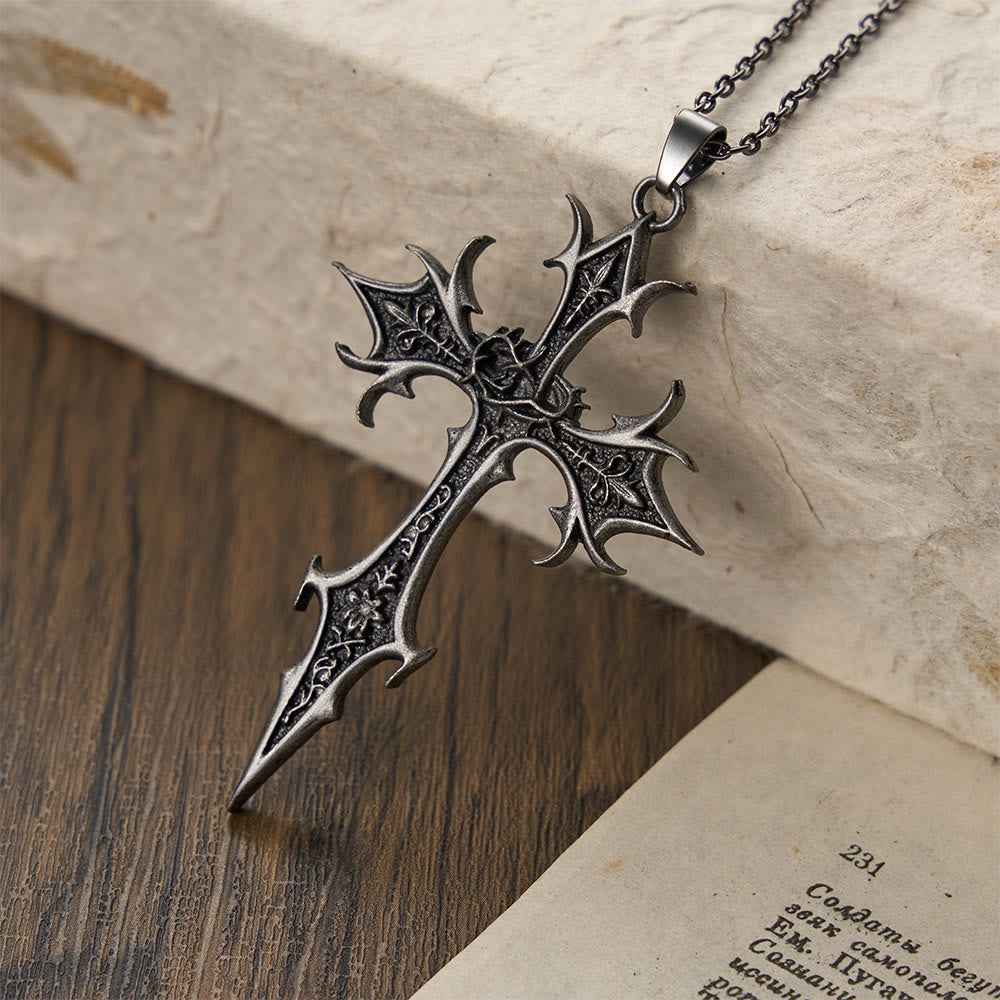 Collier pendentif croix gothique Couronne d'épines de Christianartworkshop : emblème du sacrifice et de la rédemption du Christ - Croix d'épines - image 0