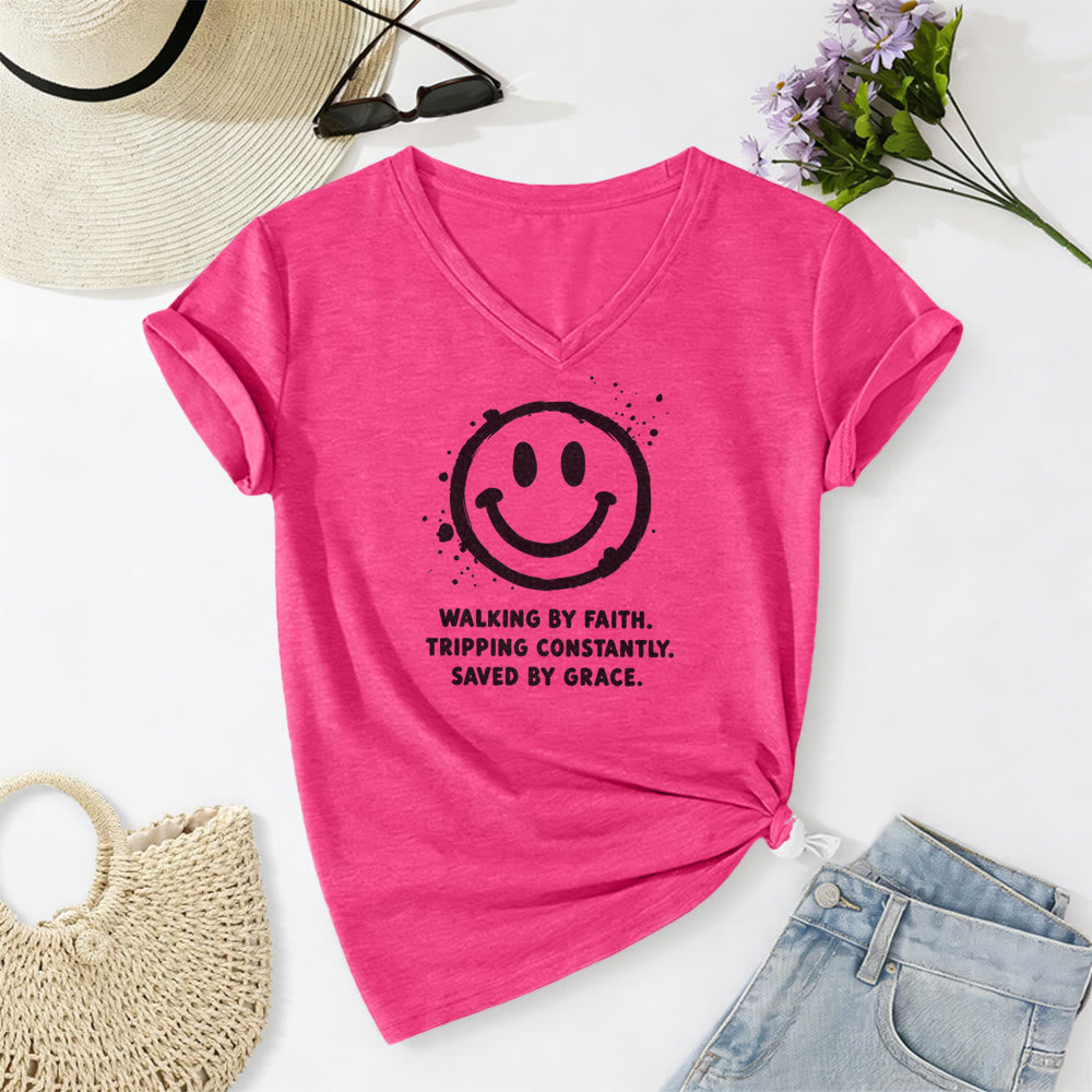 Christianartworkshop T-shirt décontracté à col en V avec imprimé smiley « Walking By Faith » - Rose - 2XL - image 24