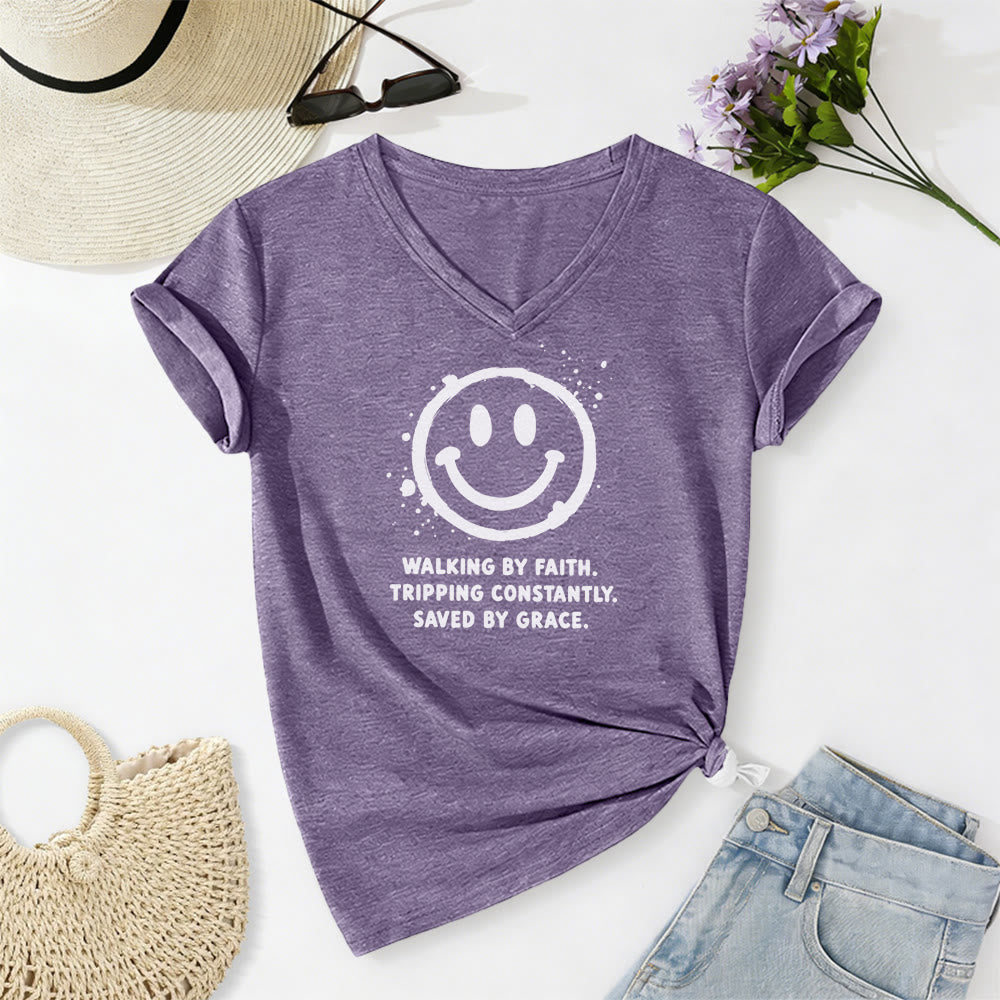 Christianartworkshop T-shirt décontracté à col en V avec imprimé smiley « Walking By Faith » - Violet - 2XL - image 18