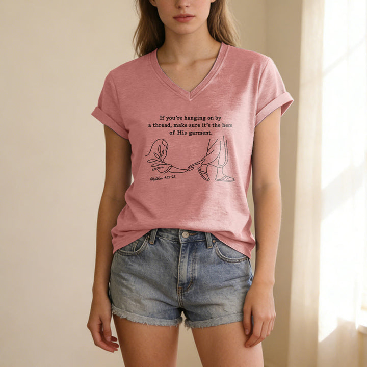 Christianartworkshop T-shirt décontracté à col en V imprimé Matthieu 9:20-22 - image 13