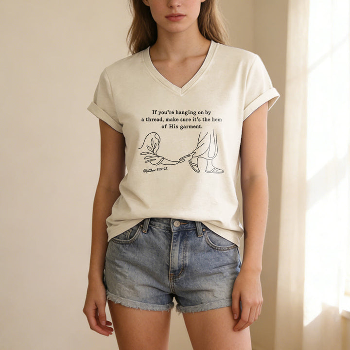 Christianartworkshop T-shirt décontracté à col en V imprimé Matthieu 9:20-22 - image 3