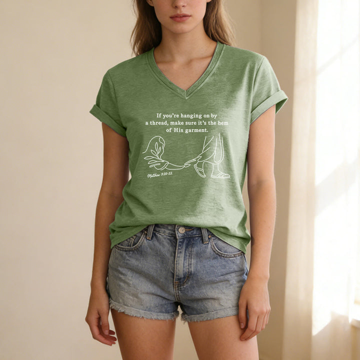 Christianartworkshop T-shirt décontracté à col en V imprimé Matthieu 9:20-22 - image 7