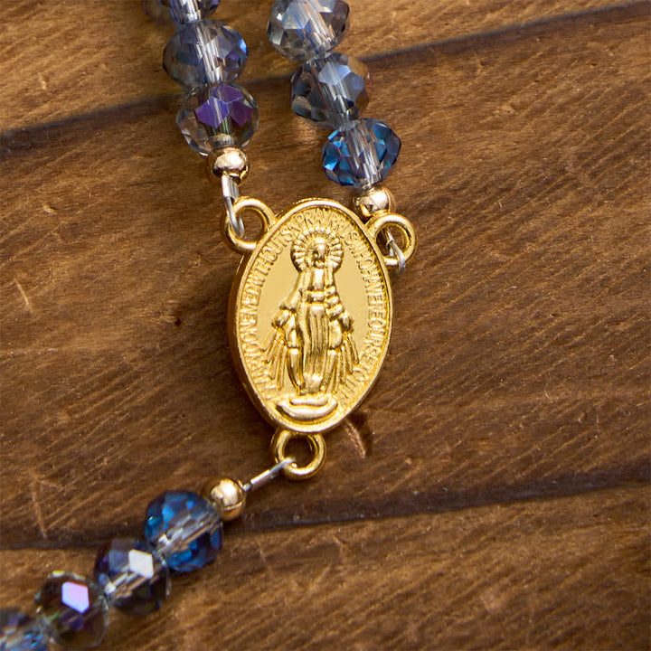Christianartworkshop Bracelet chapelet à fermoir magnétique facetté et irisé, orné de la Vierge Marie, pour la foi au quotidien - image 8