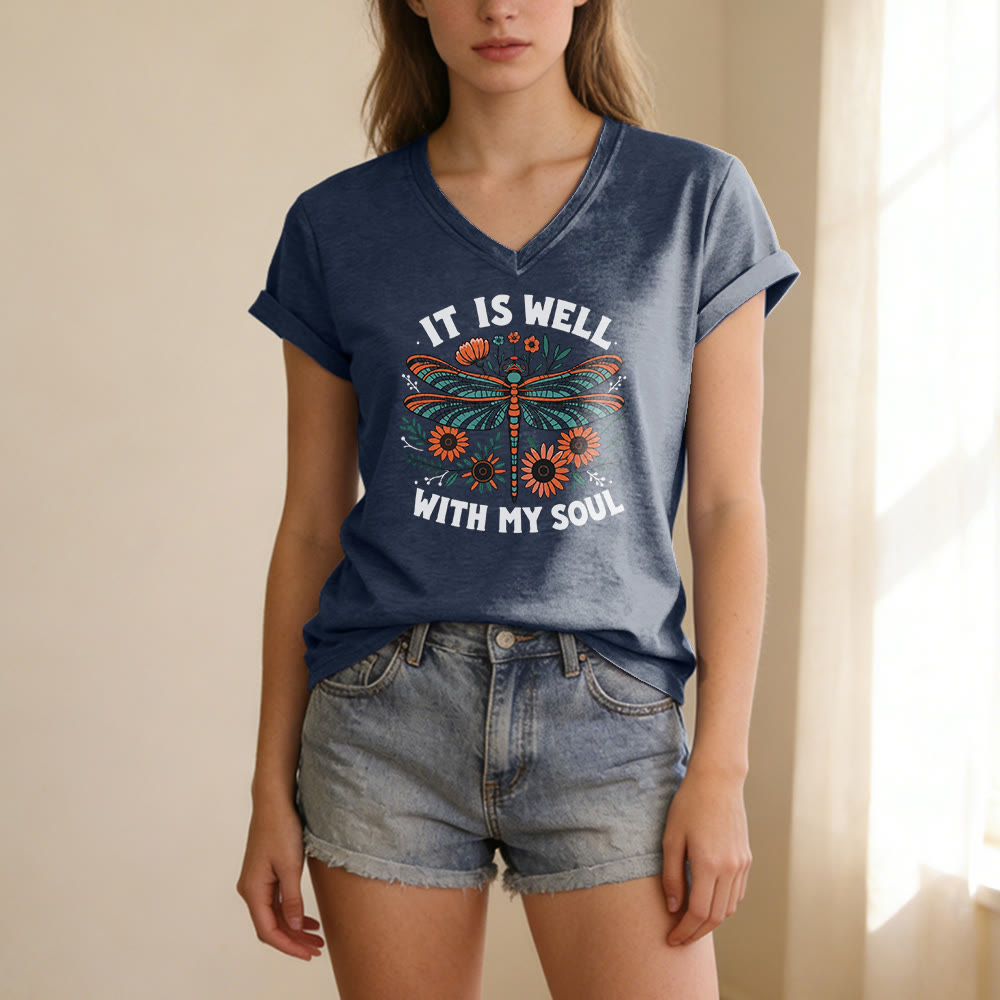 Christianartworkshop T-shirt décontracté à col en V avec imprimé floral libellule « Tout va bien pour moi » - image 19