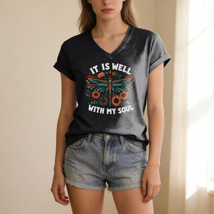 Christianartworkshop T-shirt décontracté à col en V avec imprimé floral libellule « Tout va bien pour moi » - image 13