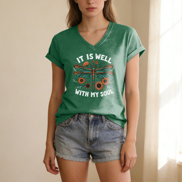 Christianartworkshop T-shirt décontracté à col en V avec imprimé floral libellule « Tout va bien pour moi » - image 15