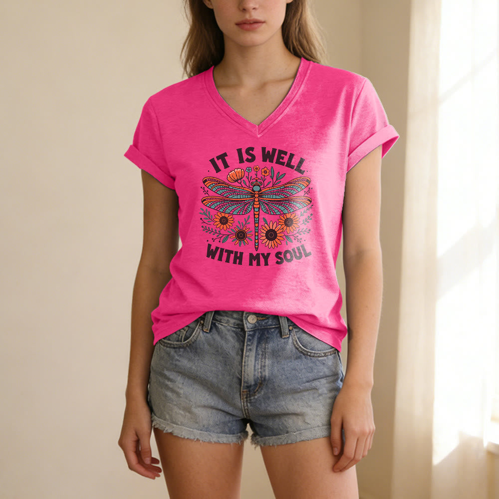 Christianartworkshop T-shirt décontracté à col en V avec imprimé floral libellule « Tout va bien pour moi » - image 25