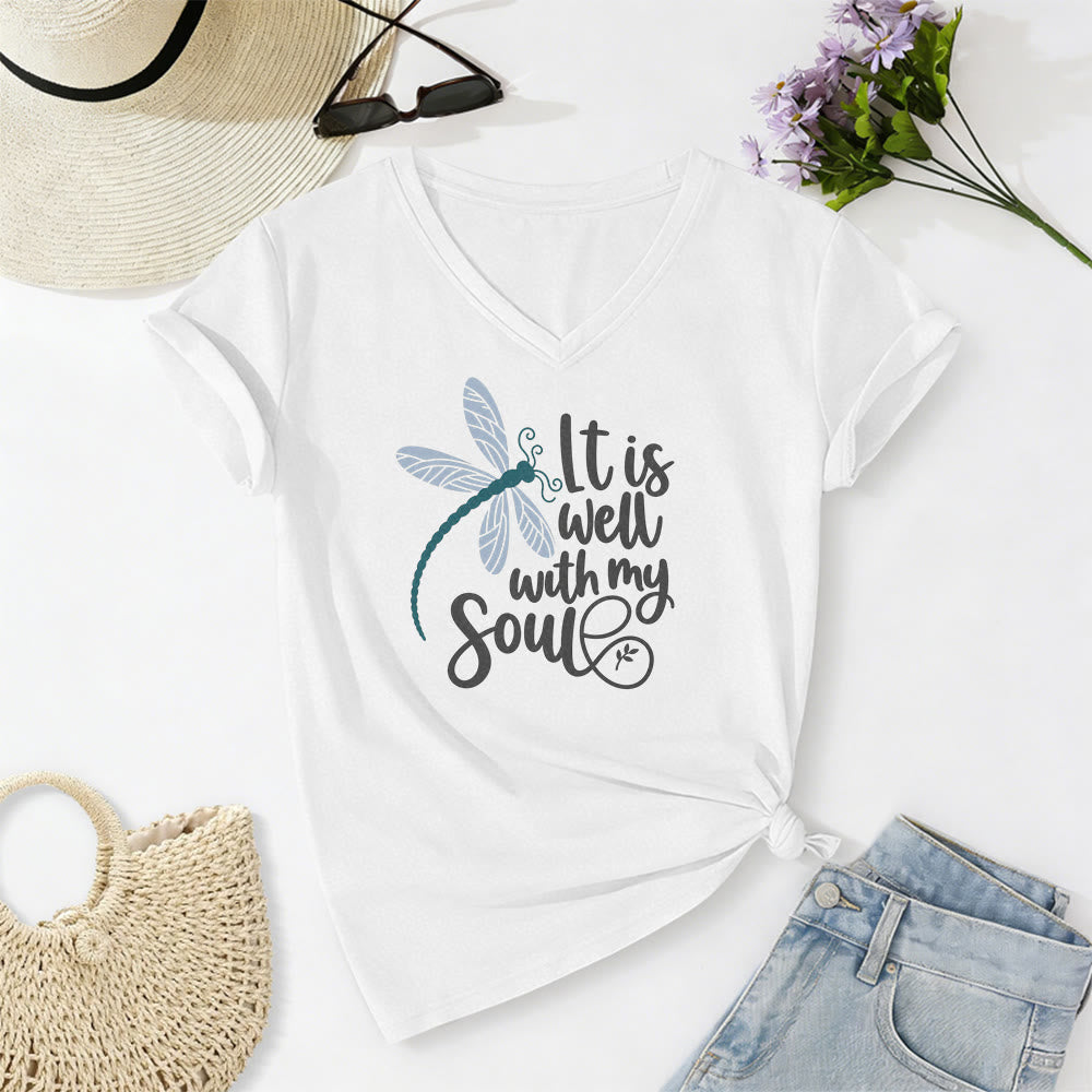 Christianartworkshop T-shirt décontracté à col en V avec imprimé calligraphie libellule « Tout va bien pour moi » - Blanc - 2XL - image 6
