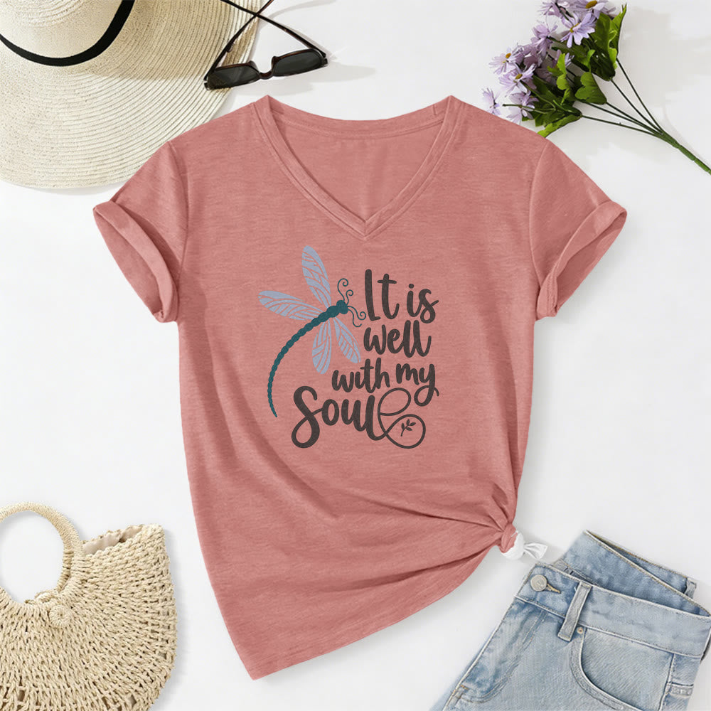 Christianartworkshop T-shirt décontracté à col en V avec imprimé calligraphie libellule « Tout va bien pour moi » - Rose clair - 2XL - image 10