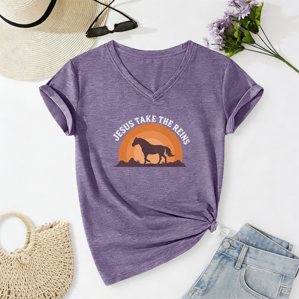 Christianartworkshop T-shirt décontracté à col en V avec imprimé cheval coucher de soleil « Jésus prend les rênes » - Violet - 2XL - image 18
