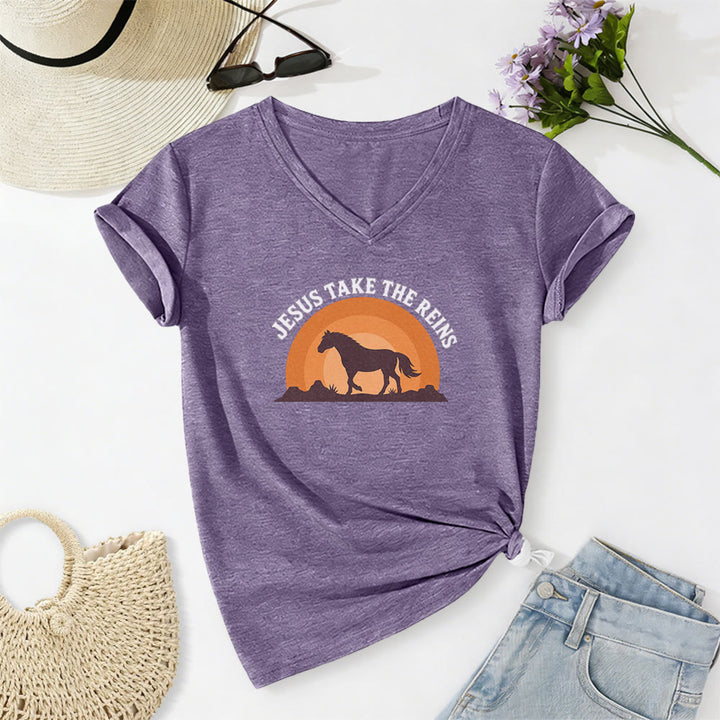 Christianartworkshop T-shirt décontracté à col en V avec imprimé cheval coucher de soleil « Jésus prend les rênes » - Violet - 2XL - image 18