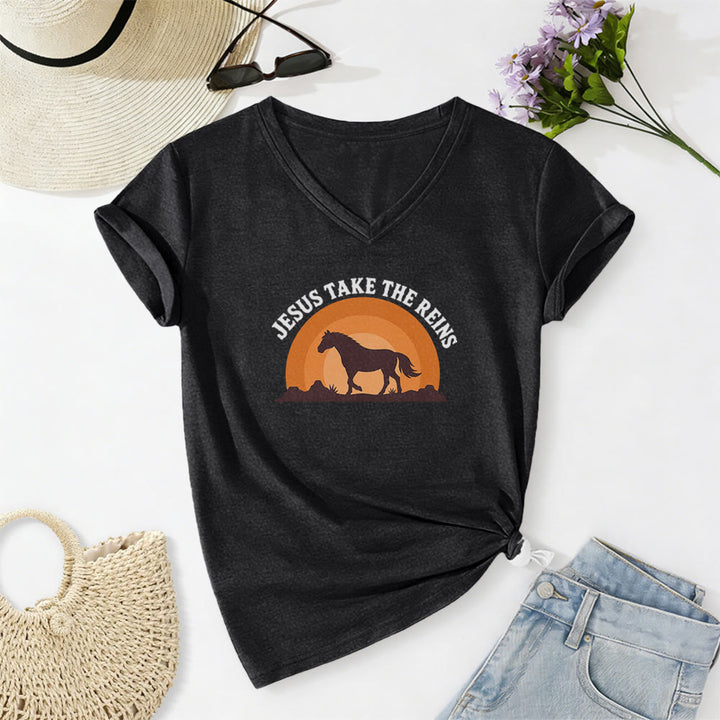 Christianartworkshop T-shirt décontracté à col en V avec imprimé cheval coucher de soleil « Jésus prend les rênes » - Noir - 2XL - image 14