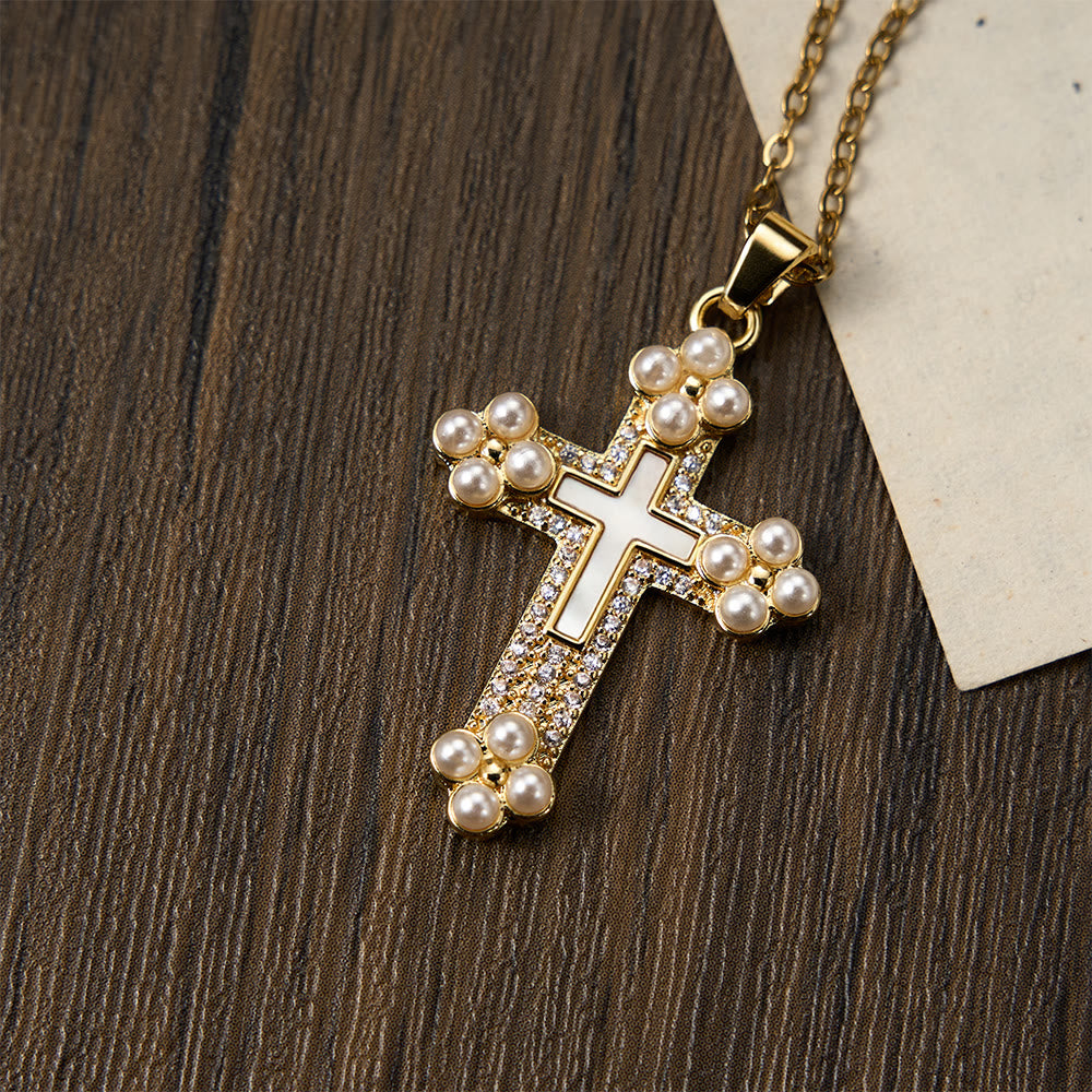 Christianartworkshop Collier pendentif croix raffiné orné de nacre, de zircon et de perles - image 5