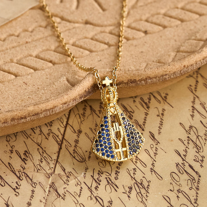 Christianartworkshop Collier pendentif double face bleu et blanc Notre-Dame d'Aparecida avec détails de couronne et de croix - Notre-Dame d'Aparecida - image 0
