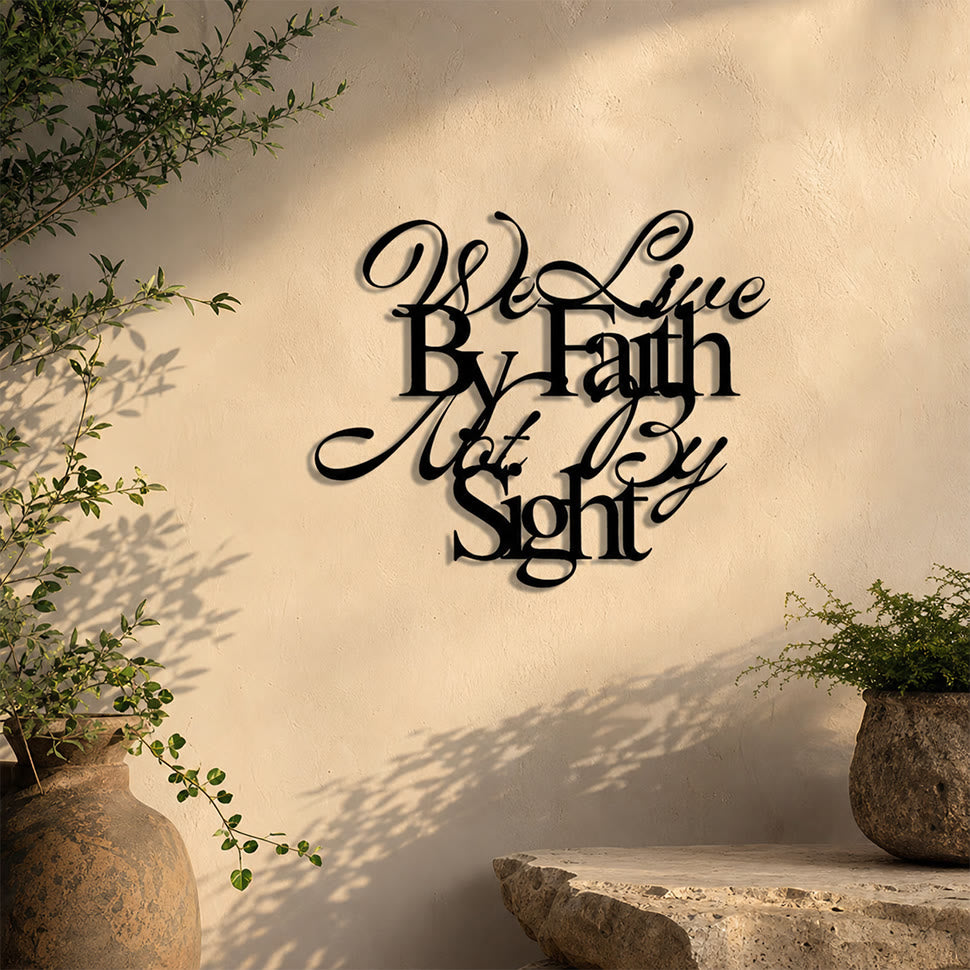 Christianartworkshop Décoration murale en métal avec inscription cursive « Nous vivons par la foi et non par la vue » : un rappel audacieux de la confiance en l’invisible - image 4