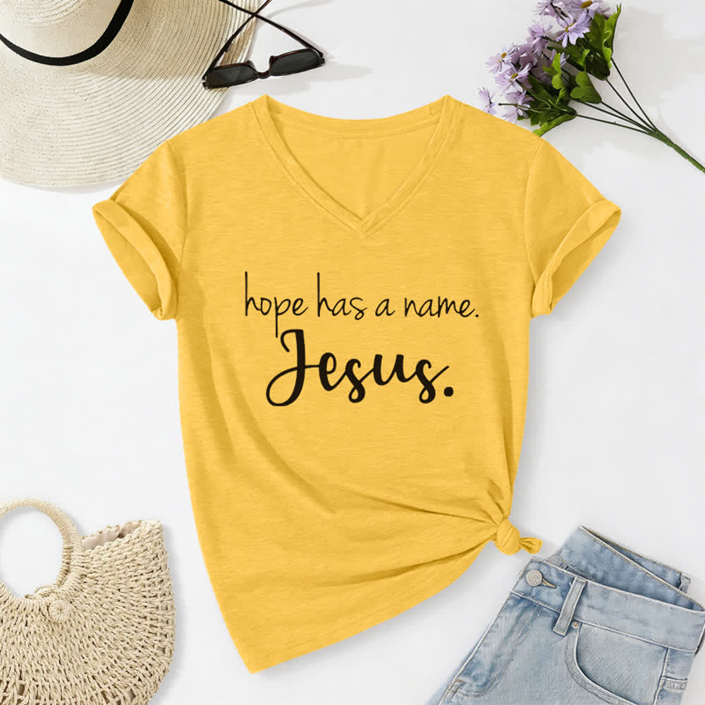 T-shirt à col en V imprimé « L'espoir a un nom » de Jésus , Christianartworkshop - image 10