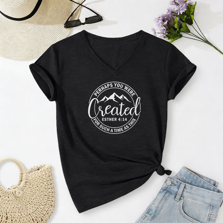 T-shirt à col en V imprimé « Peut-être as-tu été créée » pour femme de Christianartworkshop - Noir - 2XL - image 2