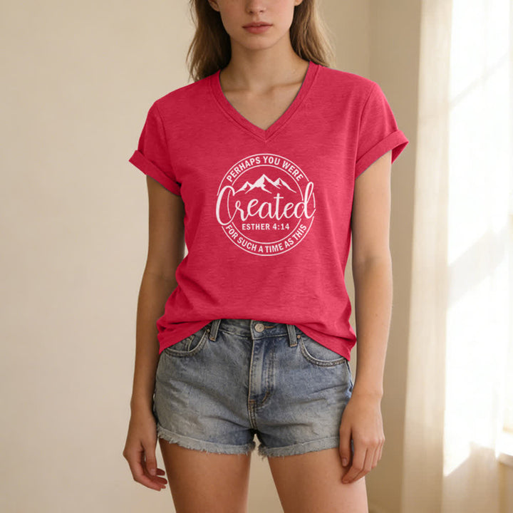 T-shirt à col en V imprimé « Peut-être as-tu été créée » pour femme de Christianartworkshop - image 21