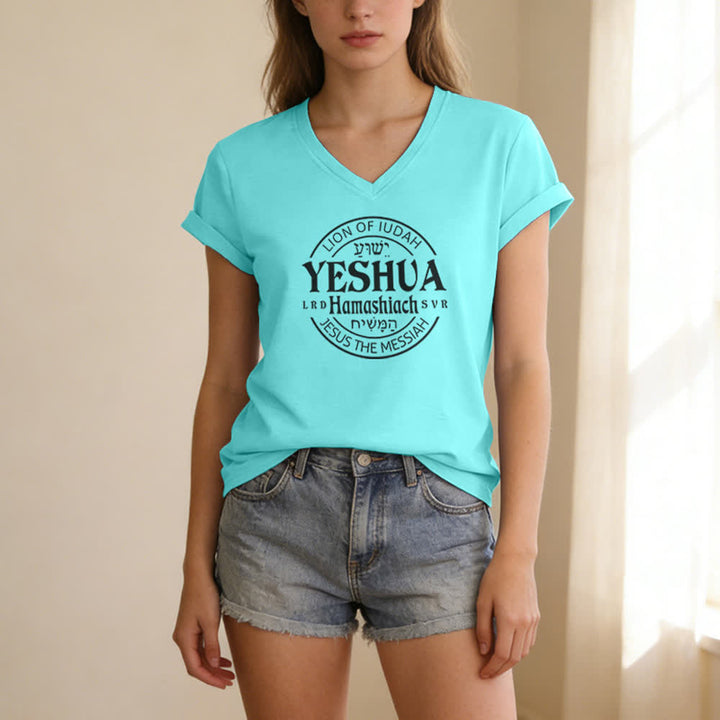 T-shirt décontracté à col en V imprimé Lion de Juda Yeshua pour femme de Christianartworkshop - image 15
