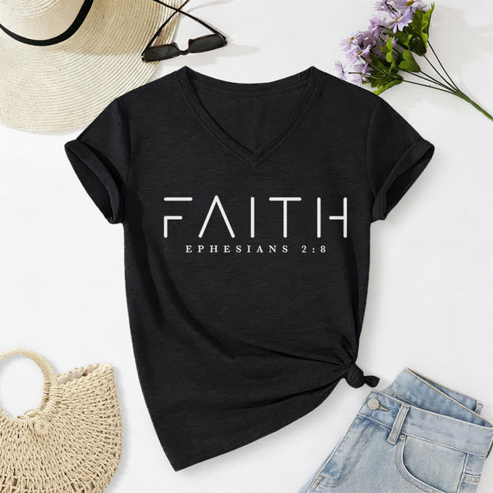 T-shirt décontracté à col en V imprimé « Foi » pour femme de Christianartworkshop - Noir - 2XL - image 2