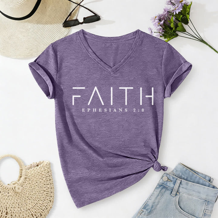 T-shirt décontracté à col en V imprimé « Foi » pour femme de Christianartworkshop - Violet - 2XL - image 0
